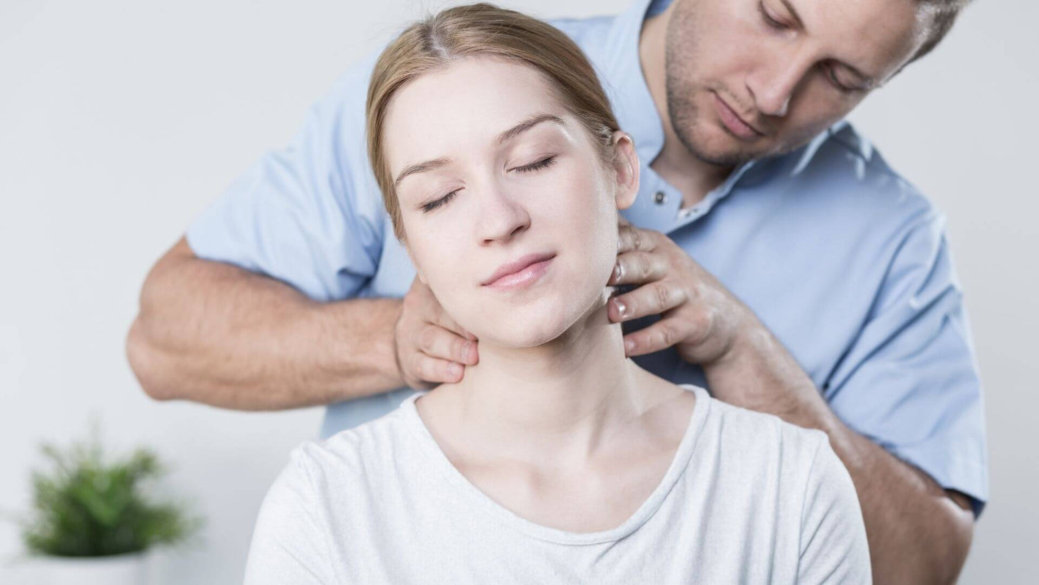Rectitude du rachis cervical : définition, symptômes et traitement