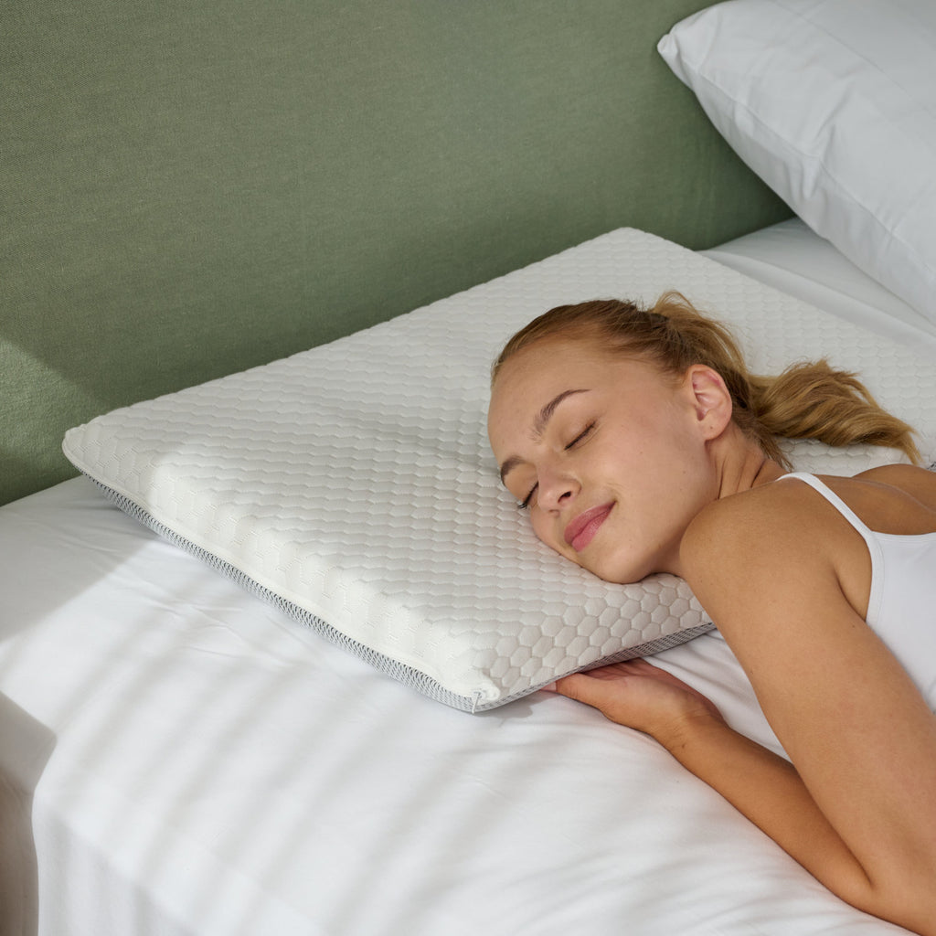 HOMBYS Oreillers de lit fins en plumes pour dormir, oreiller plat fin pour  les personnes dormant sur le ventre et le dos : : Maison